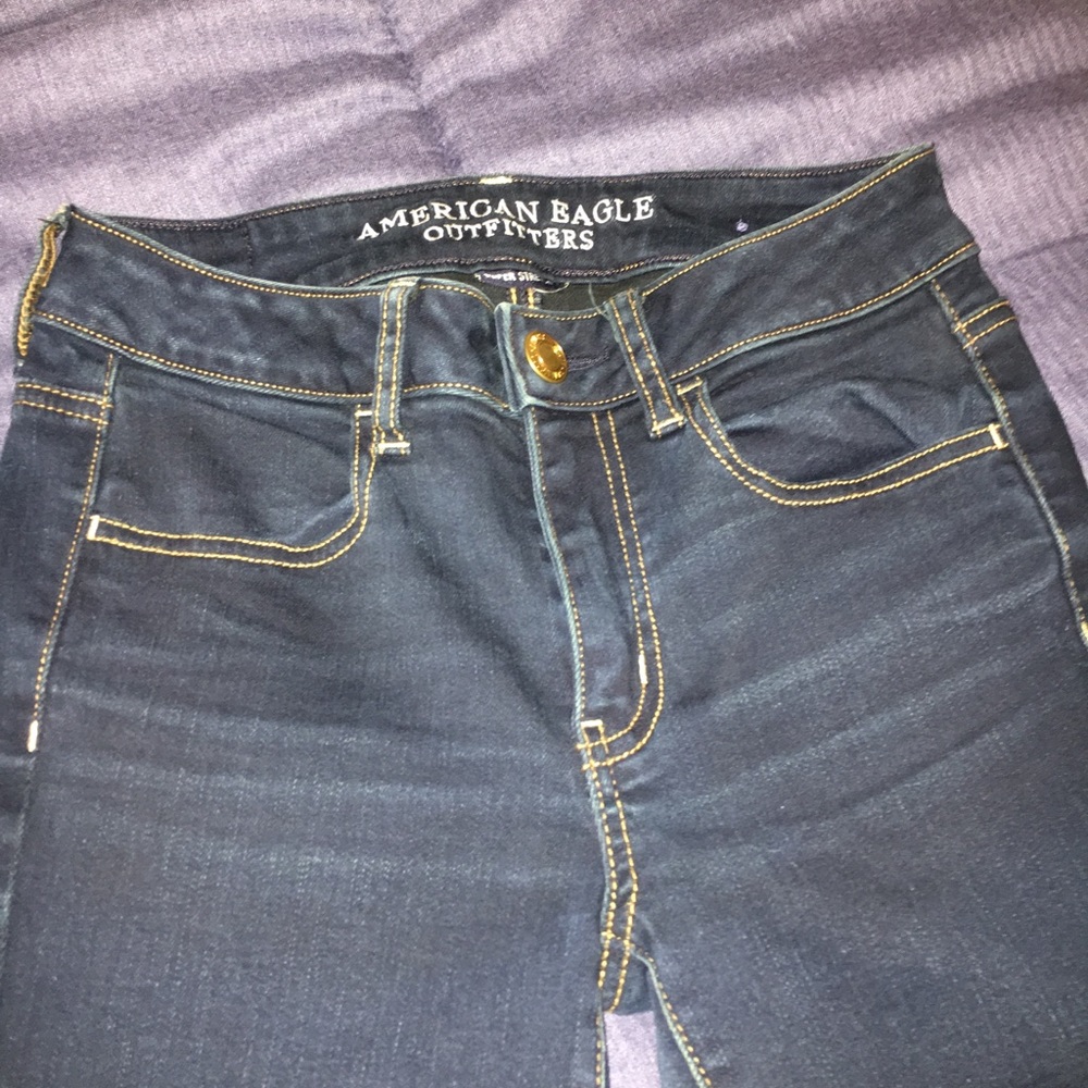 American Eagle dark wash skinny jeans